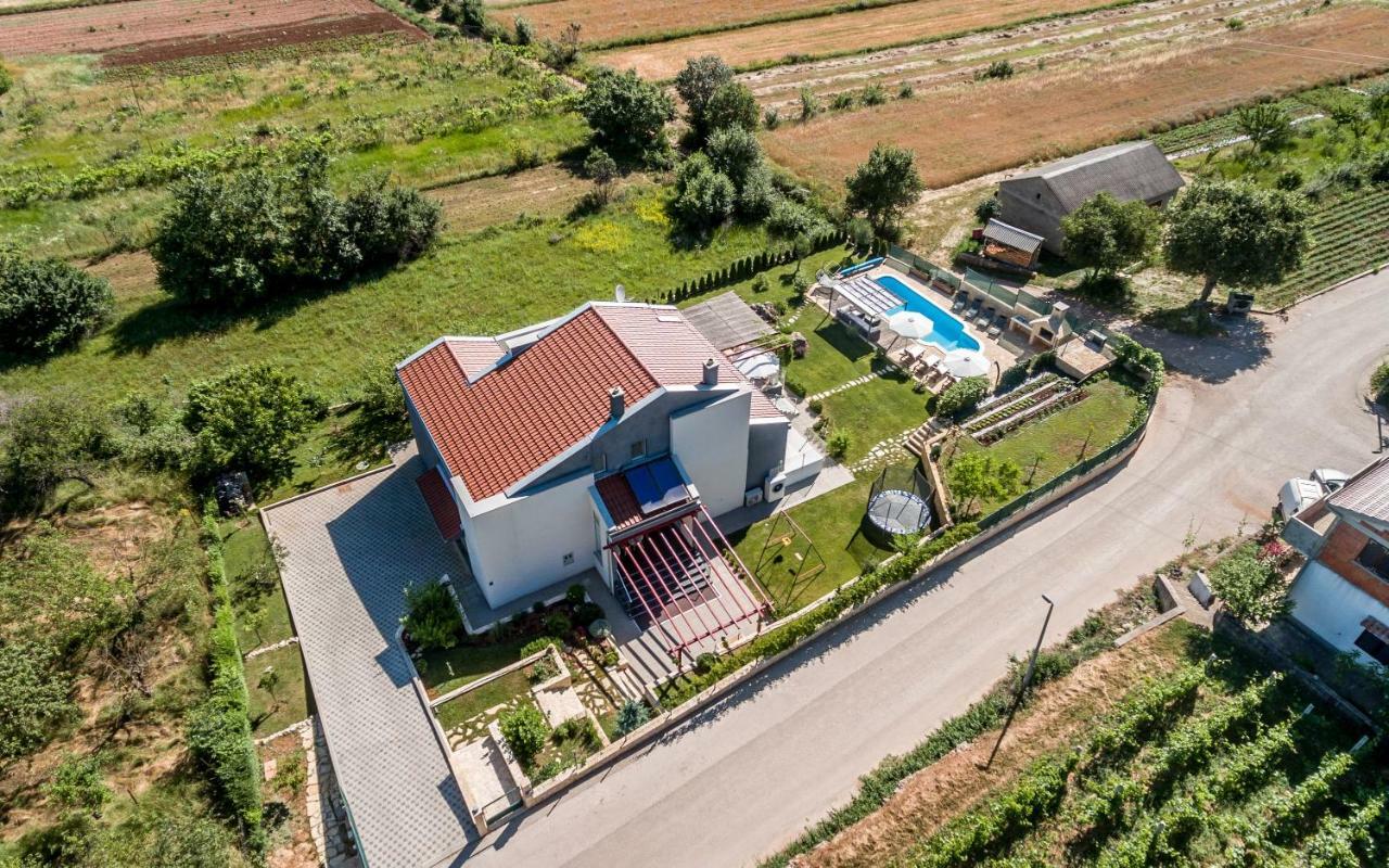 Luxury Villa Nadalina-Dicmo Dugopolje Extérieur photo