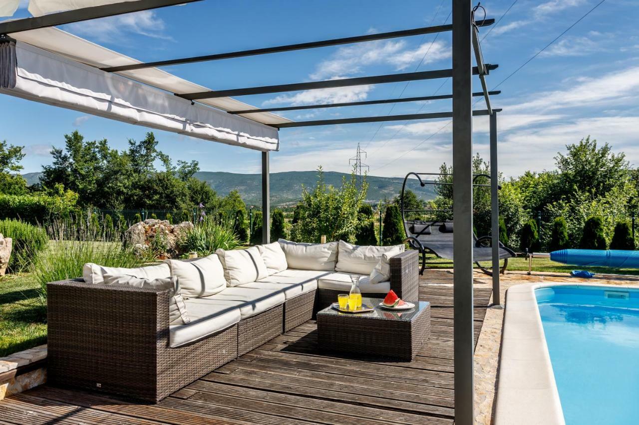 Luxury Villa Nadalina-Dicmo Dugopolje Extérieur photo